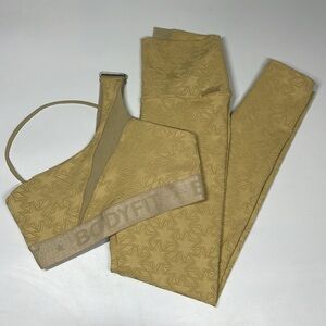 NEW Body Fit Activewear Star Print Leggings & Sports Bra Size Small S